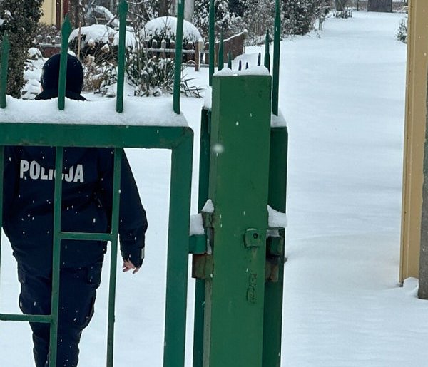 Mróz nie odpuszcza! Hrubieszowscy policjanci ruszyli na kontrole-369139