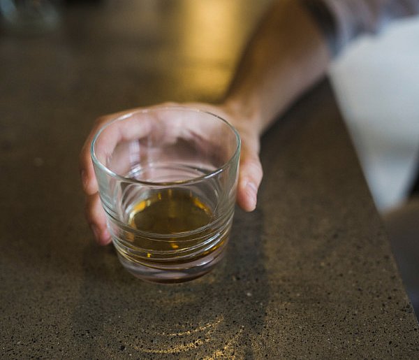 Wyższa „renta alkoholowa” w 2026 roku. Tyle naprawdę trafia na konto