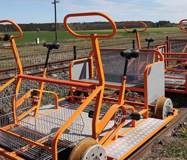 Gmina Lubaczów. Tego jeszcze nie było! Drezyny rowerowe w Baszni