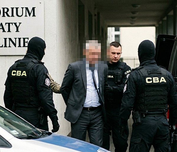 Lubelski Kurator Oświaty podejrzany o przekroczenie uprawnień
