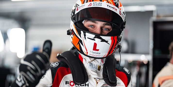 Z Biłgoraja do elity Porsche. Karol Kręt debiutuje w Carrera Cup Benelux