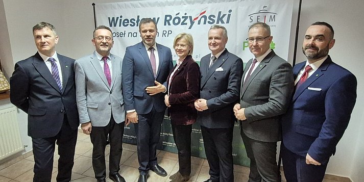 POSEŁ RÓŻYŃSKI OTWORZYŁ BIURO W ZAMOŚCIU