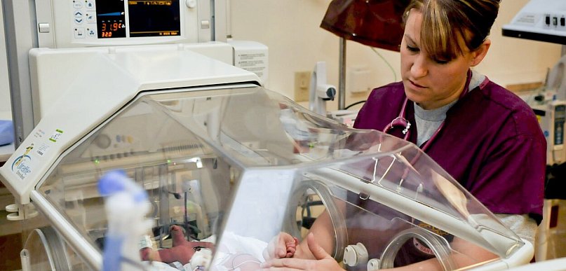 Przewodnicząca związku zawodowego pielęgniarek: średnia wieku pielęgniarek 55 lat