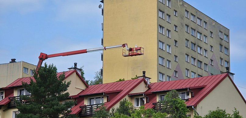 Mycie elewacji – kiedy warto je wykonać?