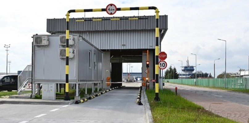 Nowy skaner RTG na przejściu z Białorusią prześwietlił do tej pory ponad 100 tirów - 367213