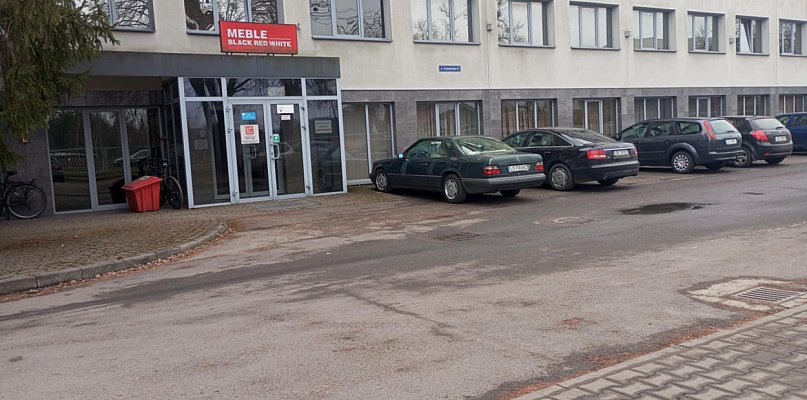 Black Red White planuje zwolnienie ok. 800 pracowników do grudnia 2026 r. - 367716