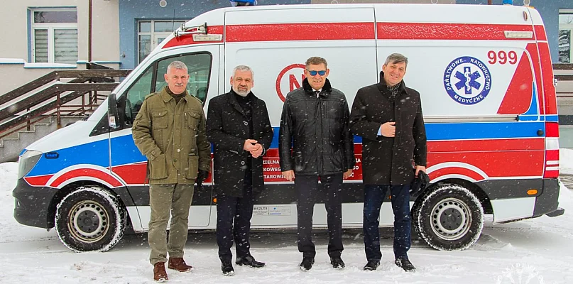 Nowoczesny ambulans dla studentów Akademii Zamojskiej - 369325