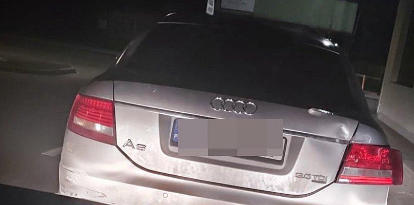 Jechał pijany z psem na kolanach. Zatrzymał go świadek