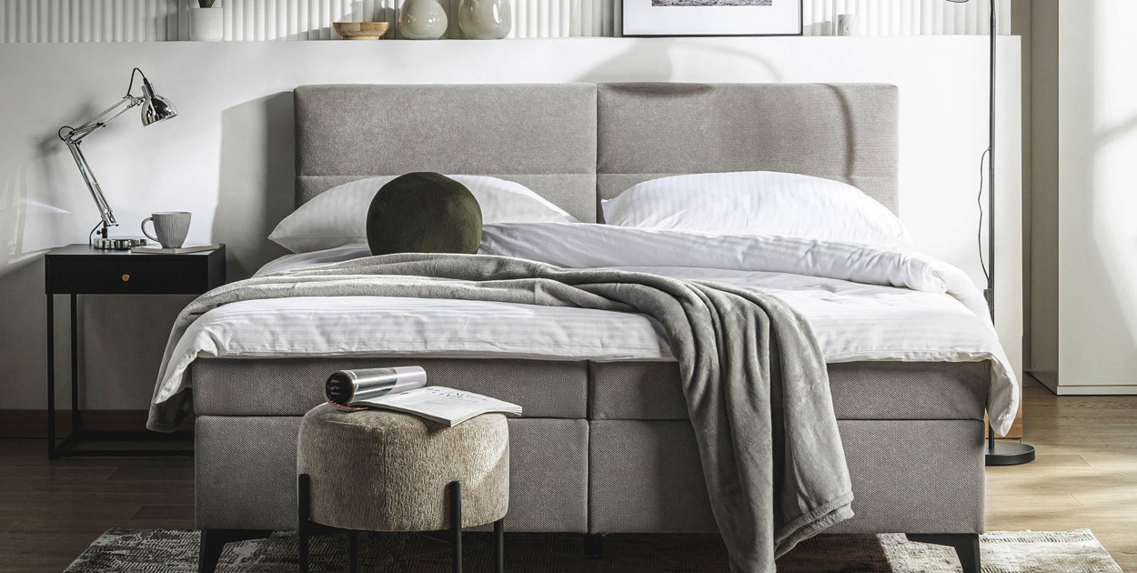 Jakie łóżko dwuosobowe wybrać do małej sypialni w bloku?