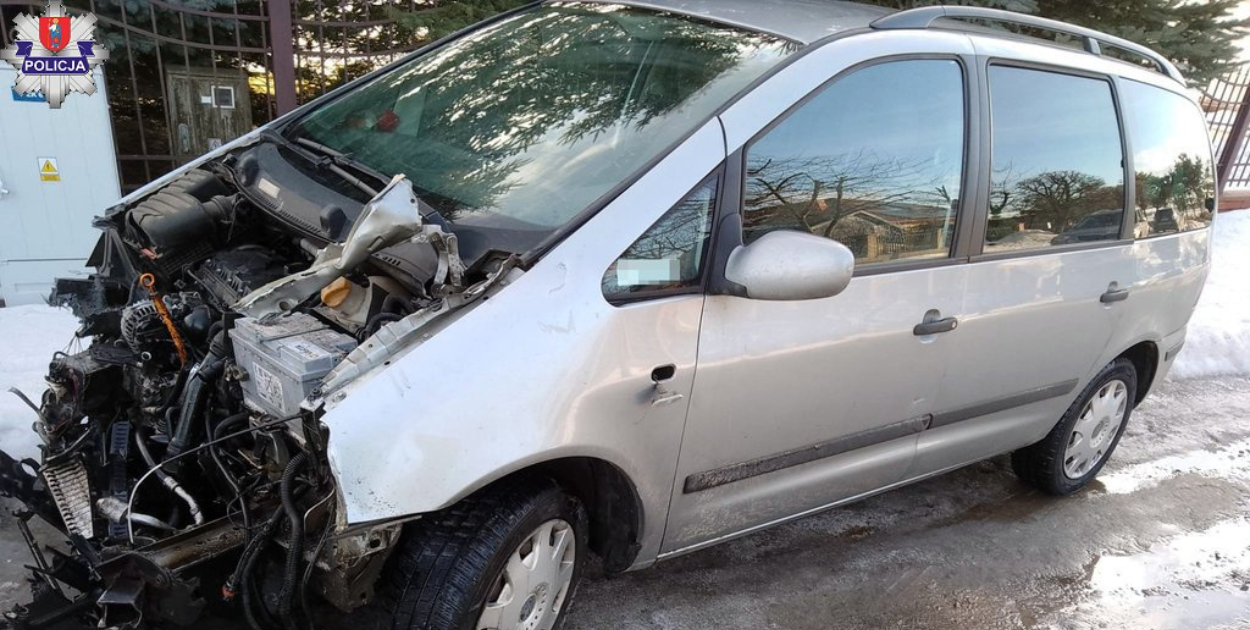 Dramat na torach! Auto wjechało wprost pod pociąg w Szopinku