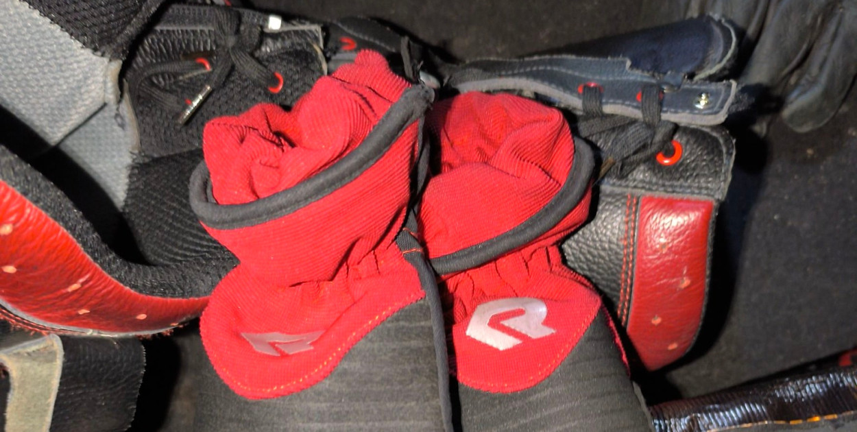 Zaginęły rękawice strażackie! OSP Łabuńki prosi o pomoc
