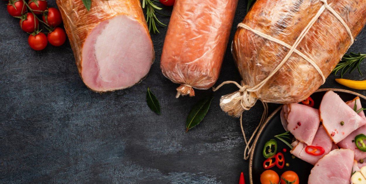 Jakie korzyści zdrowotne mogą płynąć z przygotowywania wędlin domowym sposobem?