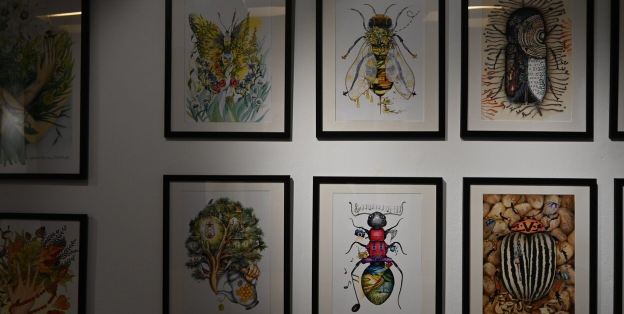 Las pełen opowieści – wernisaż Agnieszki Rzeźniak SzurSzur w Biłgoraju