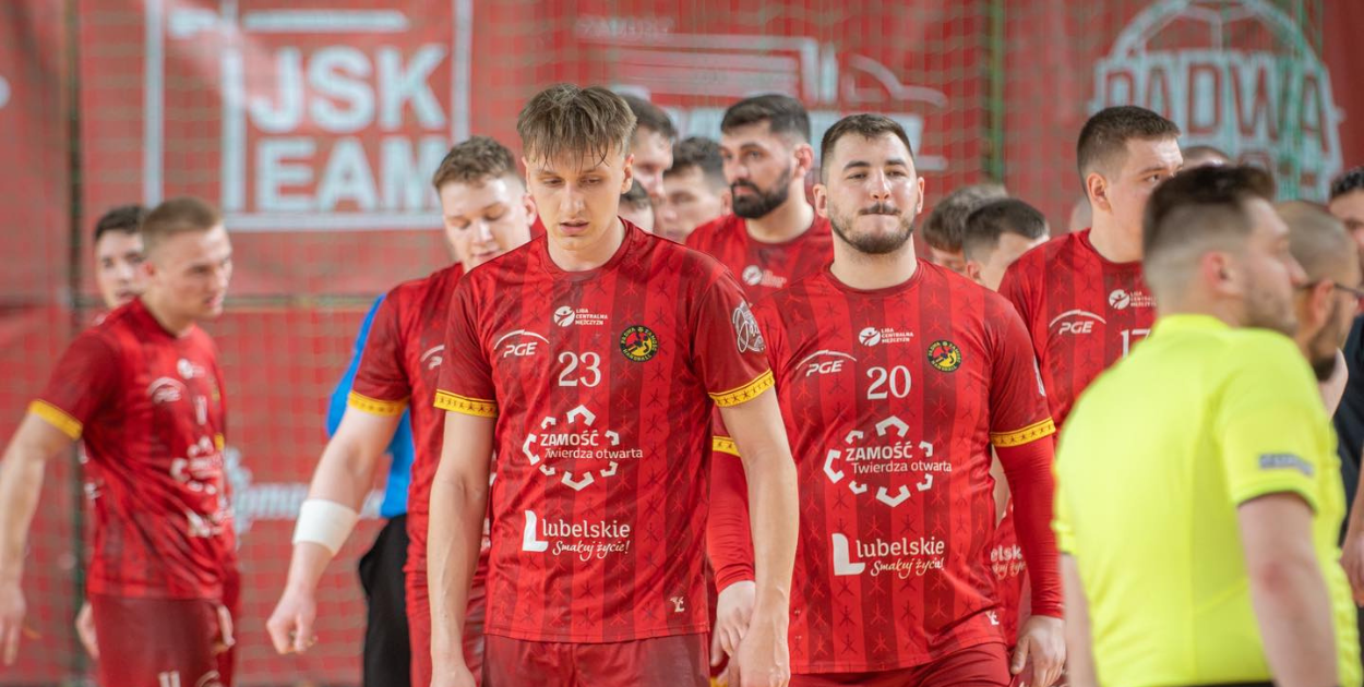 Padwa rozbita, Błażejewski zatrzymał wszystko