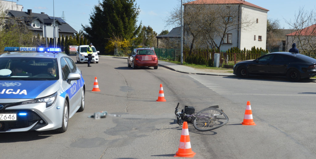 Gmina Zamość. 84-letni rowerzysta potrącony na skrzyżowaniu